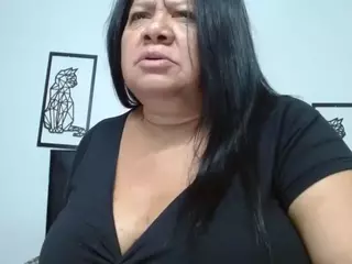 shanttal's Live Sex Cam Show