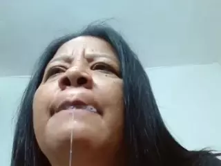 shanttal's Live Sex Cam Show