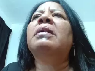 shanttal's Live Sex Cam Show
