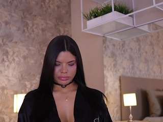 Live cam show with JadaKaii