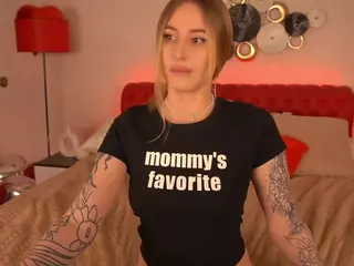 LinaNight's Live Sex Cam Show