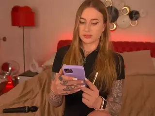 LinaNight's Live Sex Cam Show