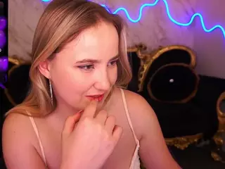 SofieBloom's Live Sex Cam Show