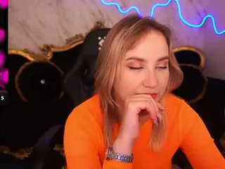 SofieBloom's Live Sex Cam Show