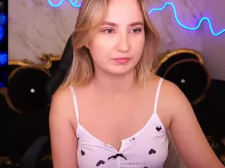 SofieBloom's Live Sex Cam Show