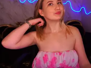 SofieBloom's Live Sex Cam Show