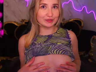 SofieBloom's Live Sex Cam Show