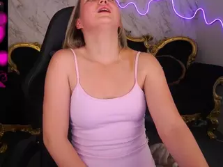SofieBloom's Live Sex Cam Show