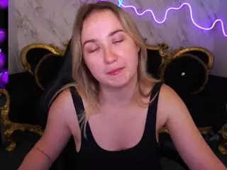 SofieBloom's Live Sex Cam Show