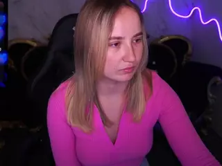 SofieBloom's Live Sex Cam Show