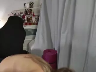 SpikedBella's Live Sex Cam Show
