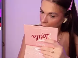AlexaAyme's Live Sex Cam Show
