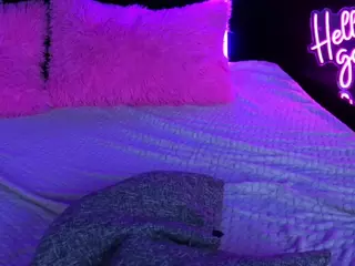 GraceHotDavies's Live Sex Cam Show
