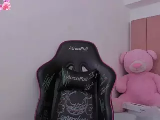 lilithnoahh's Live Sex Cam Show