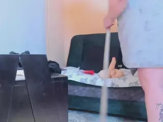 Selene-32's Live Sex Cam Show