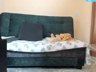 Selene-32's Live Sex Cam Show