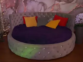 CoolTatiss's Live Sex Cam Show