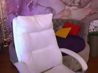 CoolTatiss's Live Sex Cam Show