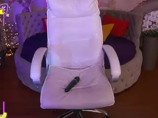 CoolTatiss's Live Sex Cam Show