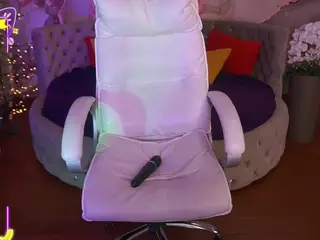 CoolTatiss's Live Sex Cam Show
