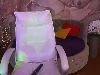CoolTatiss's Live Sex Cam Show