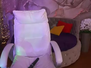 CoolTatiss's Live Sex Cam Show