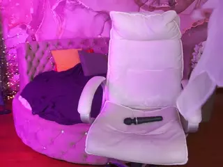 CoolTatiss's Live Sex Cam Show