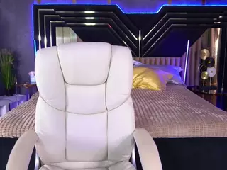 CoolTatiss's Live Sex Cam Show
