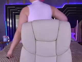 CoolTatiss's Live Sex Cam Show