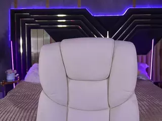 CoolTatiss's Live Sex Cam Show
