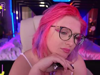 CoolTatiss's Live Sex Cam Show