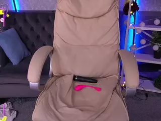 CoolTatiss's Live Sex Cam Show