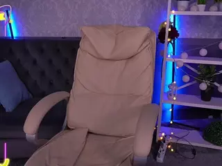 CoolTatiss's Live Sex Cam Show