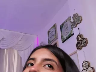 Elena Salvatore's Live Sex Cam Show