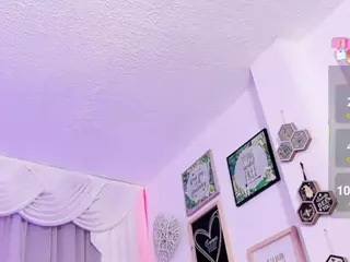 Elena Salvatore's Live Sex Cam Show