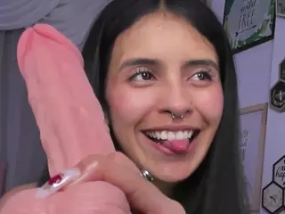Elena Salvatore's Live Sex Cam Show