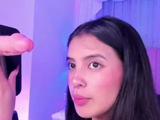 Elena Salvatore's Live Sex Cam Show