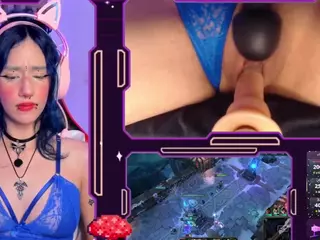 AriDawson's Live Sex Cam Show