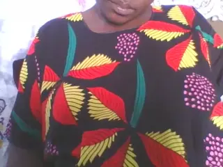cherry37's Live Sex Cam Show