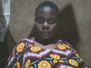 cherry37's Live Sex Cam Show