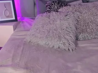 KarolRojas's Live Sex Cam Show