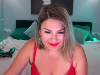 KiraRoxx's Live Sex Cam Show