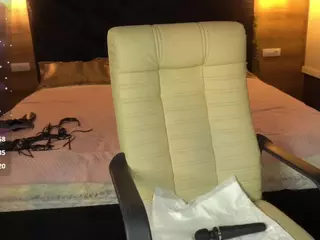 KiraRoxx's Live Sex Cam Show