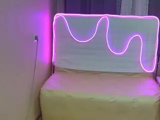 BreeTerner's Live Sex Cam Show