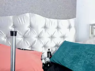JEYVAZQUEZ's Live Sex Cam Show