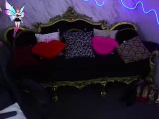 MilaSkyy's Live Sex Cam Show