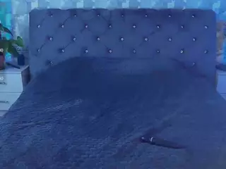 SueWannaPlay's Live Sex Cam Show