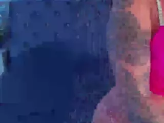 SueWannaPlay's Live Sex Cam Show