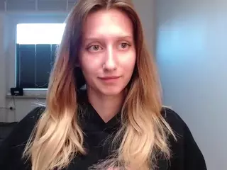 LunaxDelight's Live Sex Cam Show