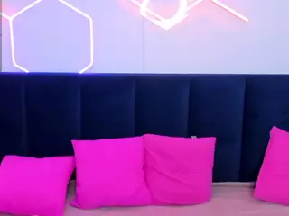 DianaGarrett's Live Sex Cam Show